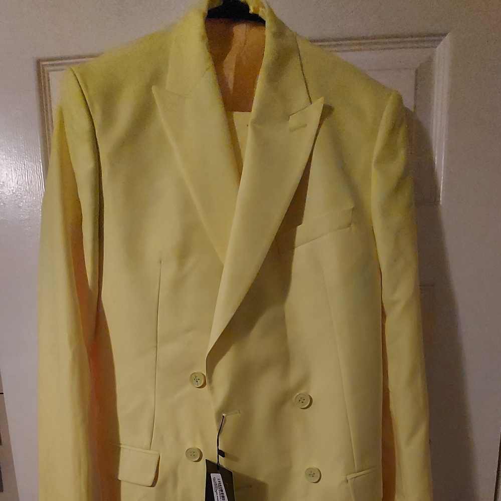 Neon yellow suit + free 36x30 pants